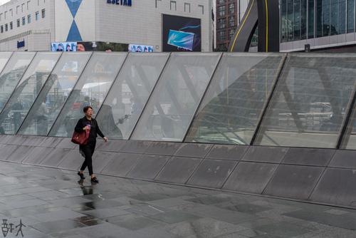 雨中成都
