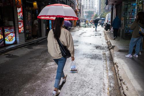 雨中
