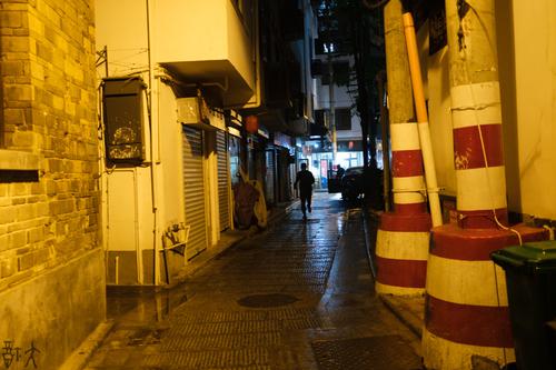 夜幕街巷