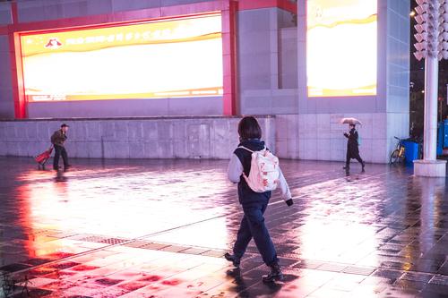 夜幕广场
