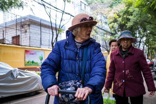 时尚老人