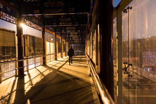 京城大年初一夜