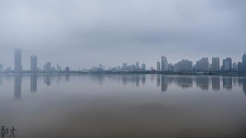 江晨