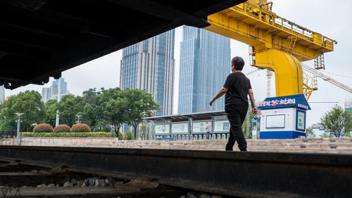 “火车”下的视角