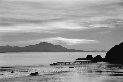 夕阳下的海岛