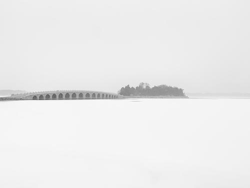 颐和园十七孔桥---冬雪