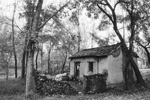 废弃的小屋