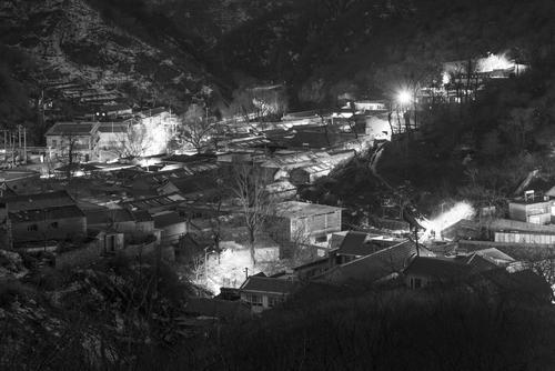 山村冬夜