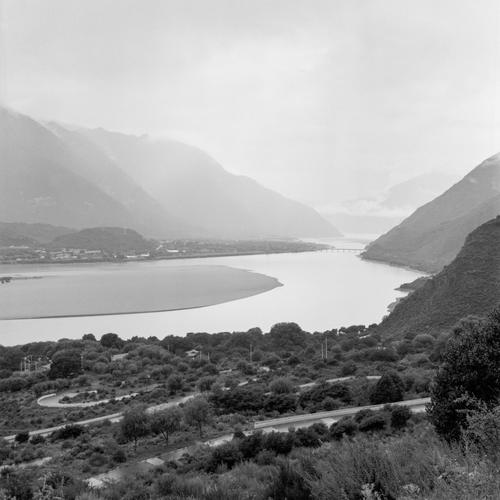 雅鲁藏布峡谷风光